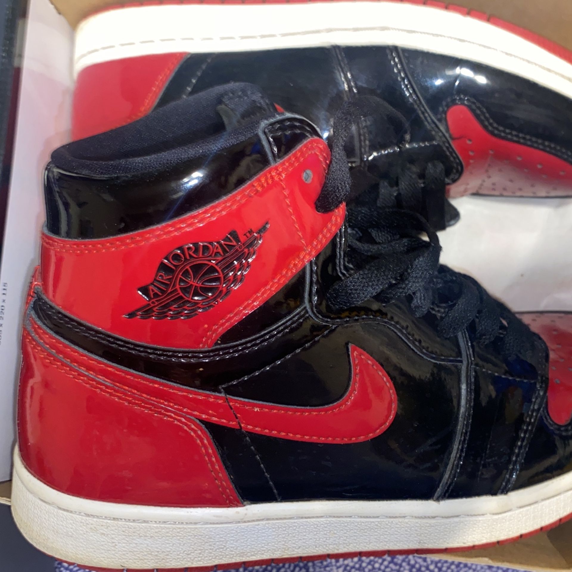Patent Bred Jordan 1s size 8