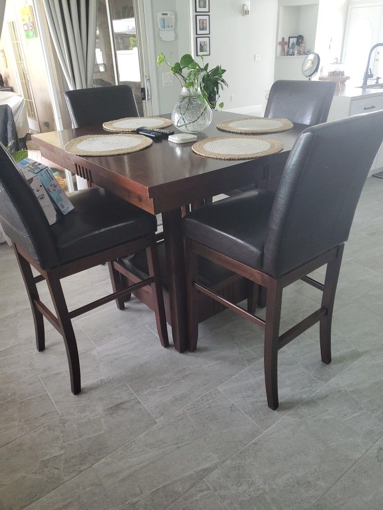 Tall Table