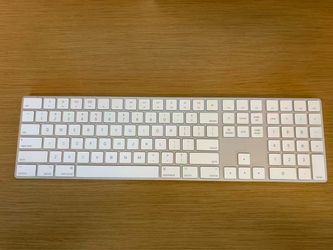 Apple Magic Keyboard  (A1843)