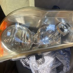 Headlights For 2018 Dodge Grand Caravan