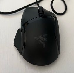 Razer Basilisk V3 Wired Optical Gaming Mouse 26K DPI 11-Button Black