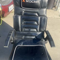 Gaming Chair With Speakers 