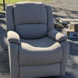 Recliners 