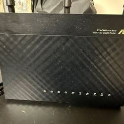 ASUS (RT-AC68R) Wireless-AC1900 Dual-Band Gigabit Router