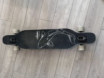 Longboard Skateboard in Excellent Condition 