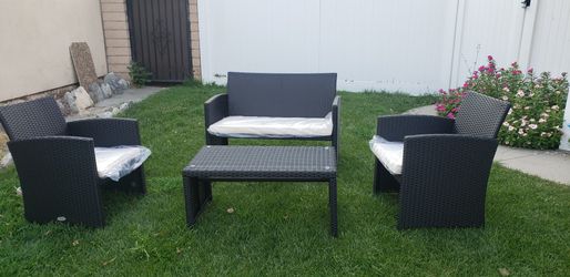 4 piece wicker set