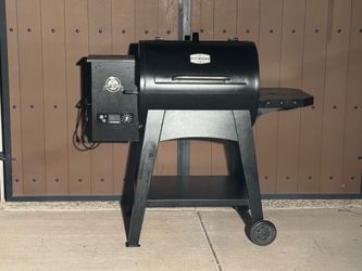 Pit Boss Smoker Grill - $275 OBO