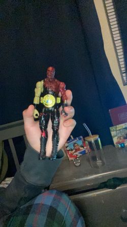 I don’t know if the belt is with it but I found it and I don’t know if any1 wants it