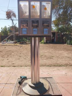 Candy dispensar