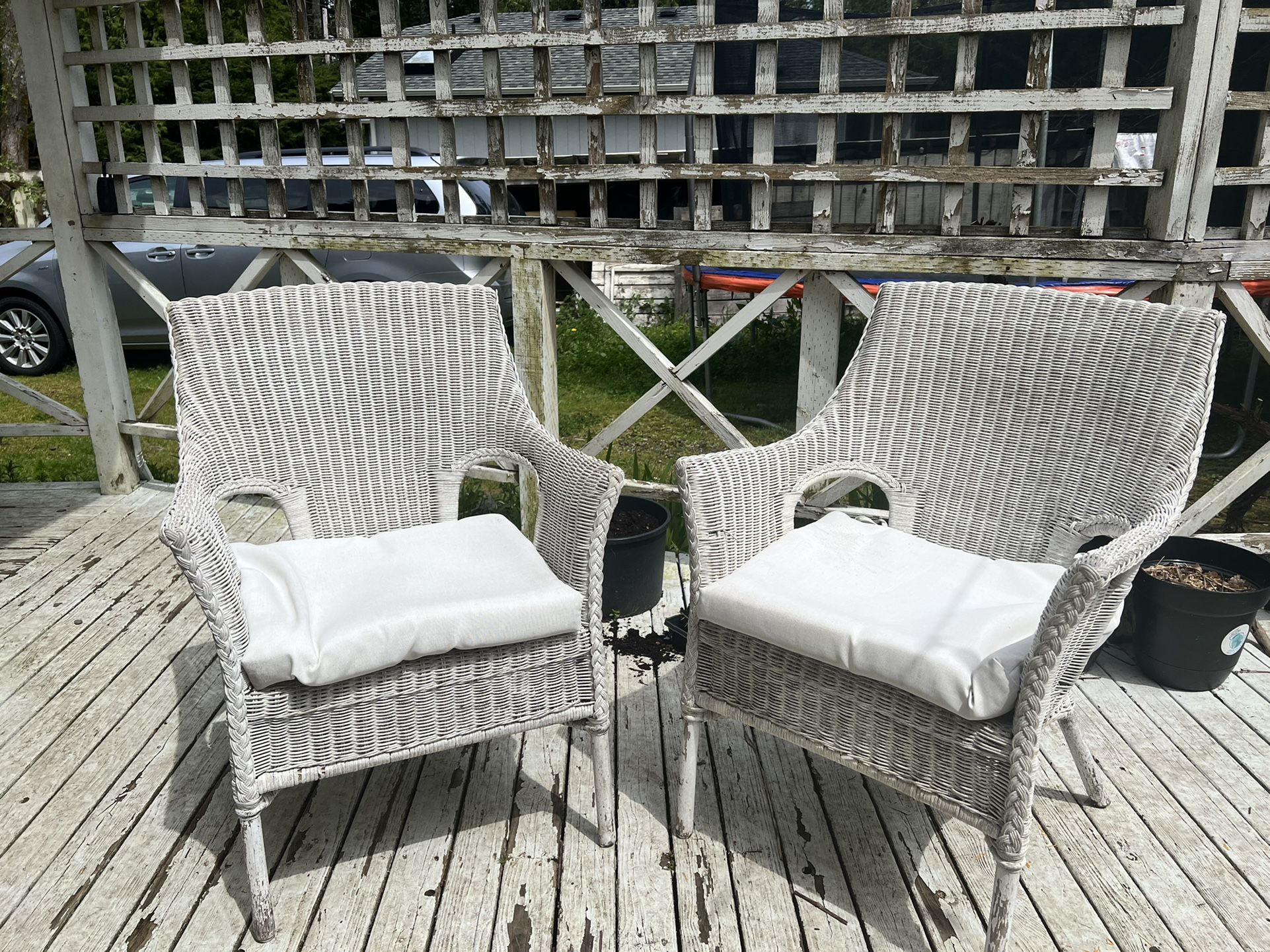 Outdoor Wicker Chairs