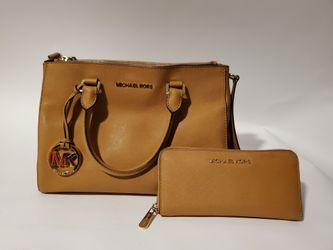 Michael kors purse and wallet combo sale