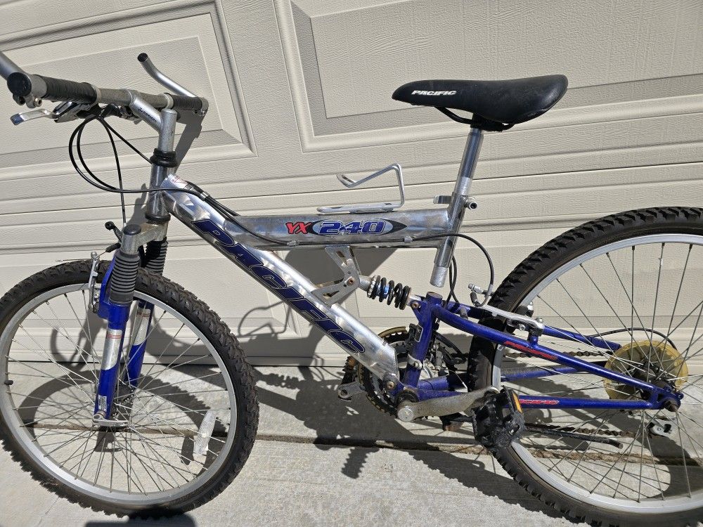 Heavy Duty Mountain Bike