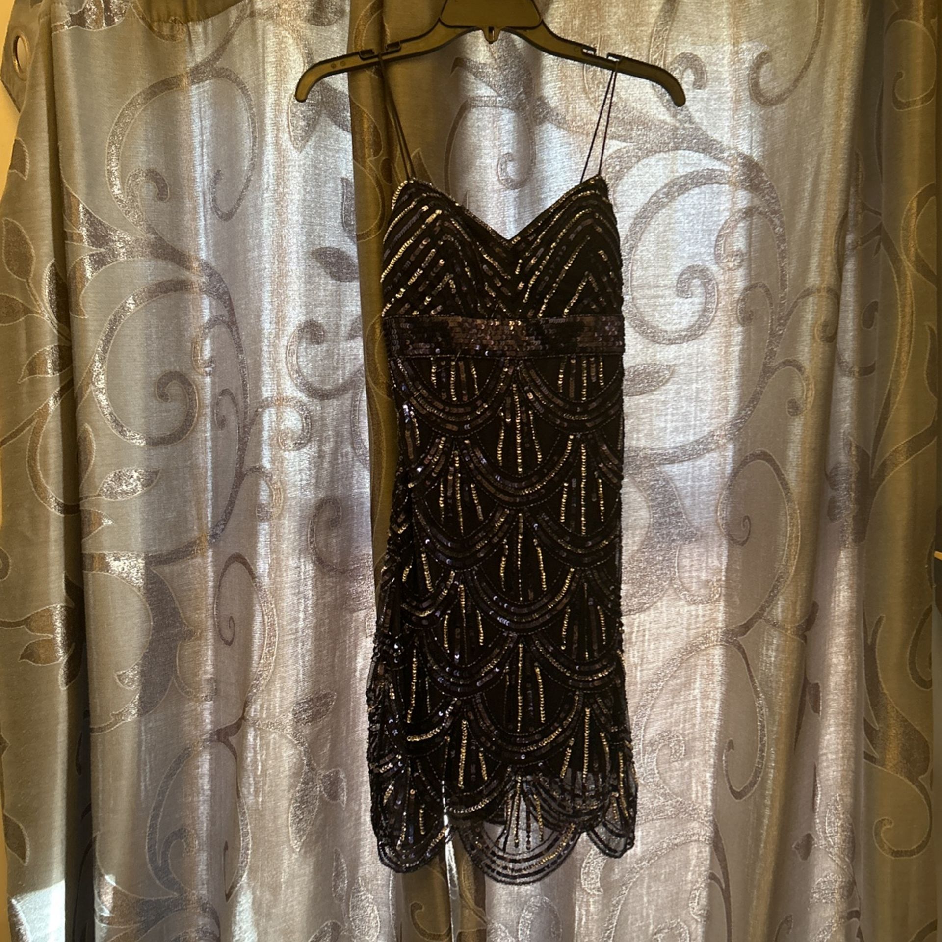 Woman/Girl Formal Dress