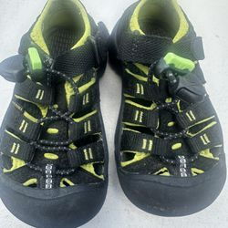 Keen Toddler Boys Sandals Size 8