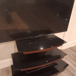  It's Just The Furniture But The TV Is For Free