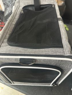Dog /cat carrier