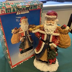 Santa Figurine 11"