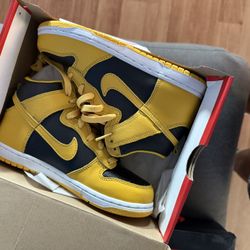 Nike Dunk Maize 2Y