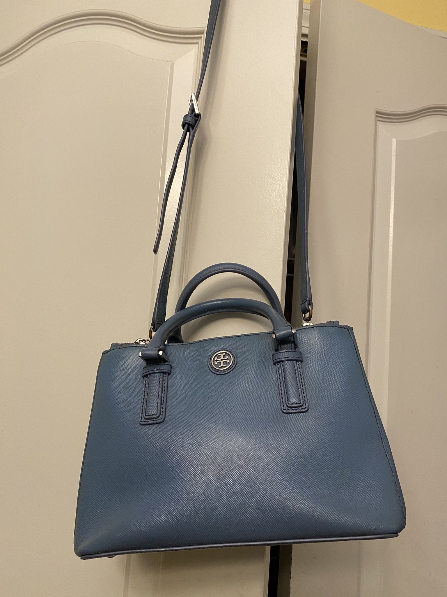 Tory Burch Robinson Stitched Double-Zip Tote in Blue