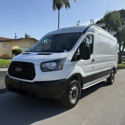 2019 Ford Transit 250 Medium Roof Cargo Van