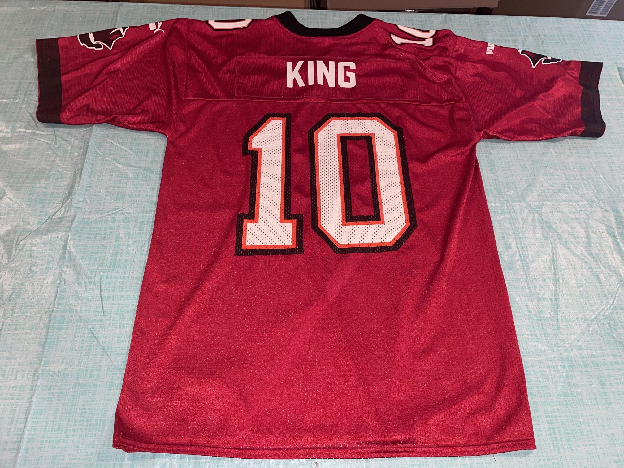 Adult Medium Puma Shaun King Tampa Bay Buccaneers Red Jersey NFL Clean