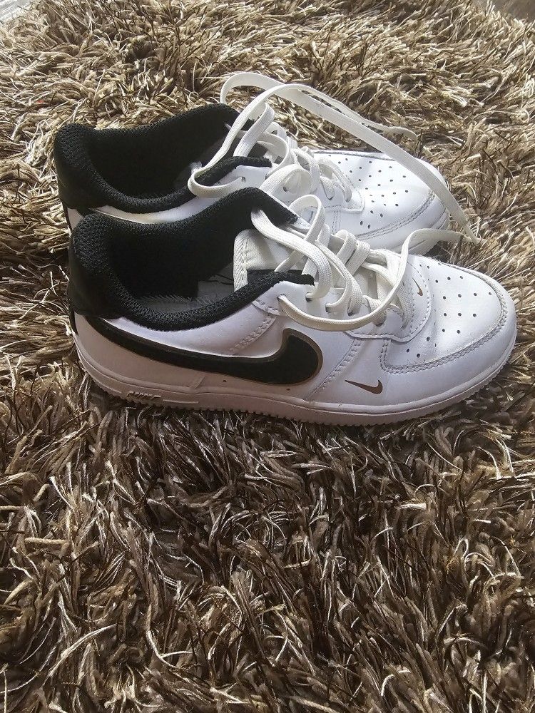 Girls Shoes