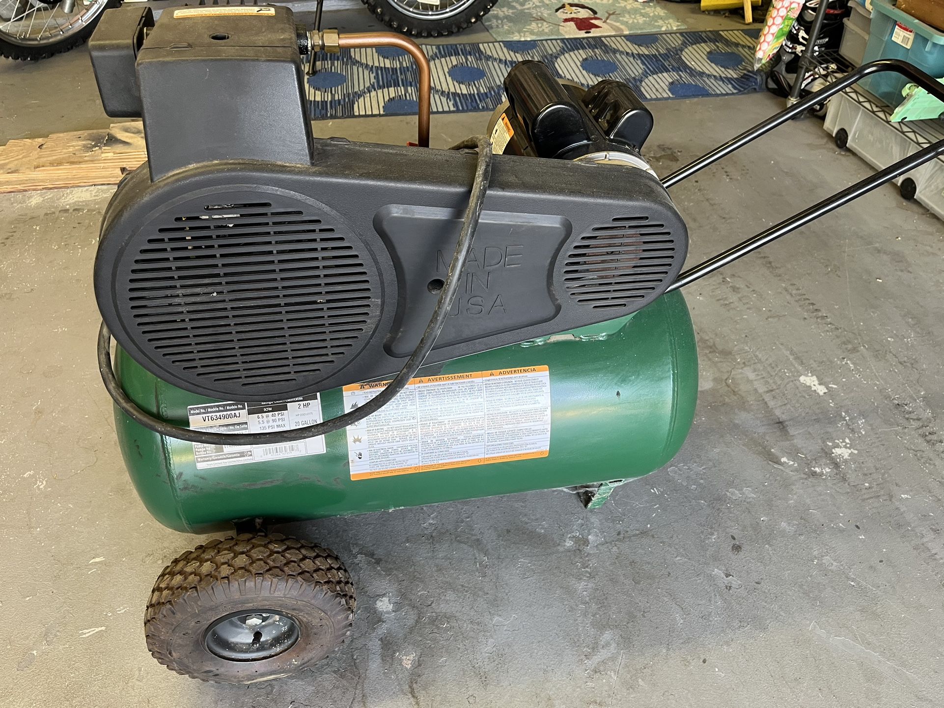 Very Nice farmhand Heavy Duty Air Compressor