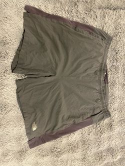 The North Face Men’s Shorts – Large – Great Everyday Outdoor Shorts