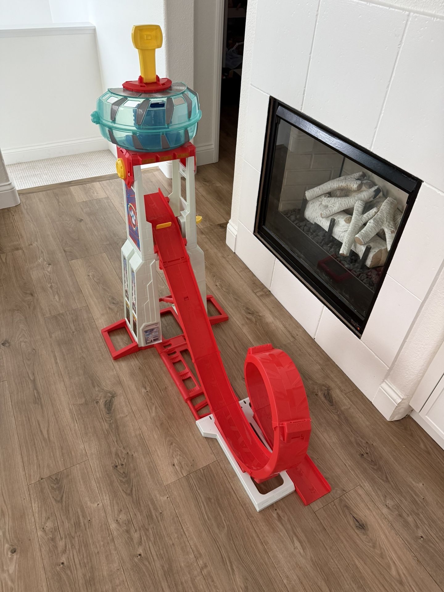 Paw Patrol Rescue Tower - Fully Assembled