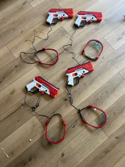 X-Shot Laser Tag Set - 4 Blasters and 4 Goggles
