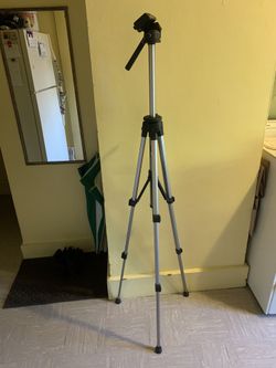 Mohock tripod 58 1/2 inches