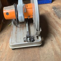 Electric Saw wood 