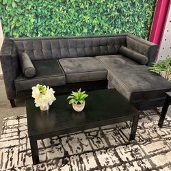 🛋️ Modern Velvet Sectional Couch – $600 OBO