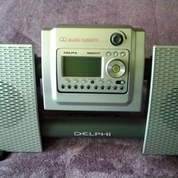Delphi SA10034 SkyfI2 AM FM CD-R/RW  MP3 Audio System XM Satellite Radio Boombox