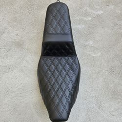 Saddle men Seat For Road Glide. Not For 2024 Road Glide