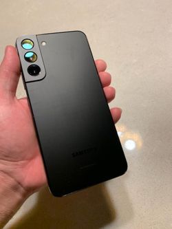 Beautiful Matte Black New Samsung Galaxy S22 + Plus 256gb