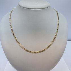 White And Yellow Gold Figaro Chain