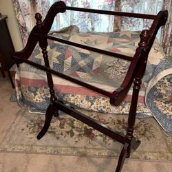 3 TIER QUILT RACK CHERRY FINISH 