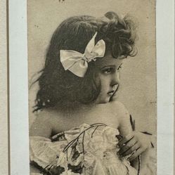 Antique photographs of girls