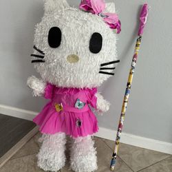 Hello Kitty Piñata