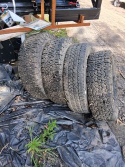Tires (4) LT 245/75R17"