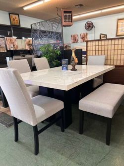 🔥Hot Deal🔥Brand New Dining Table with Four Chairs and Bench $899, payment available, Delivery available.