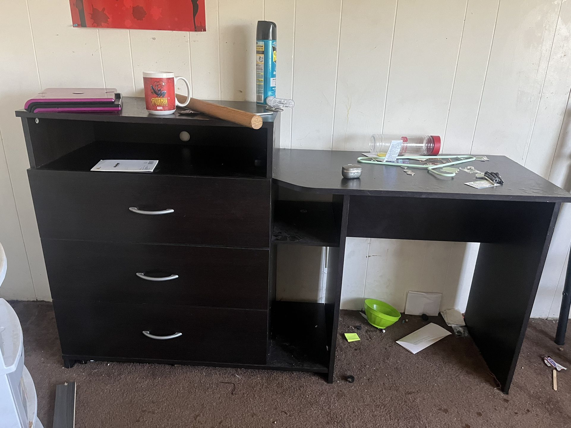 2-in-1 Desk & Dresser