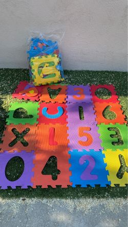 Puzzle alphabet and numbers