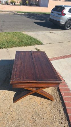 Free coffee table
