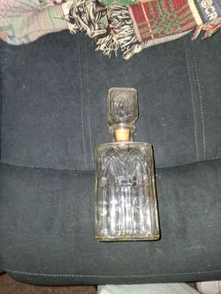 Decorative crystal container