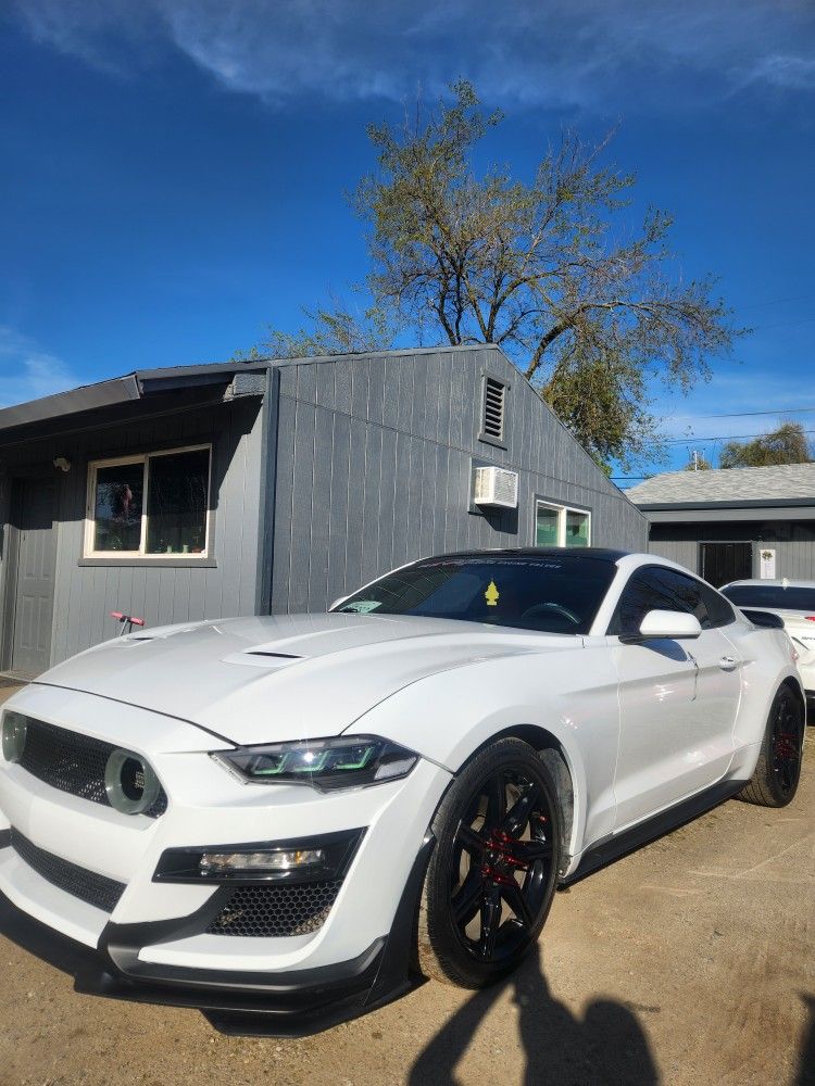 2019 Ford Mustang
