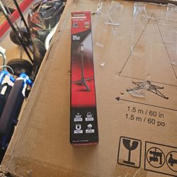 Husky 800lumens Tripod Light 