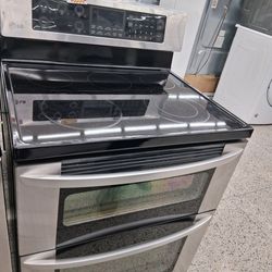 Samsung thanks deal double oven to cooking temperatures with convection fan, fast, cooking and 5 flat top Bernie's sections.This oven costs $2000.Bran