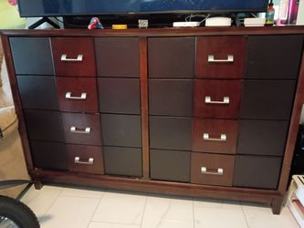 Large wooden dresser and 2 night stands